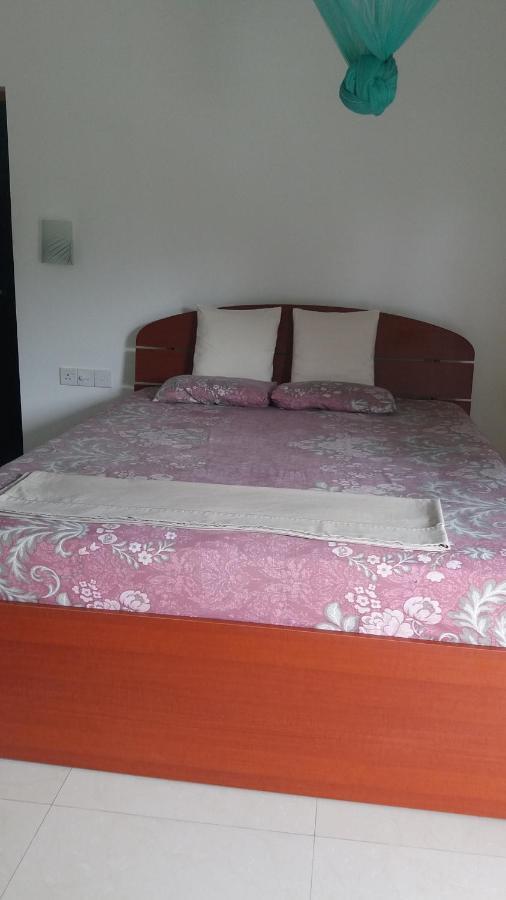 Ishitha Homestay Tangalle Exterior foto