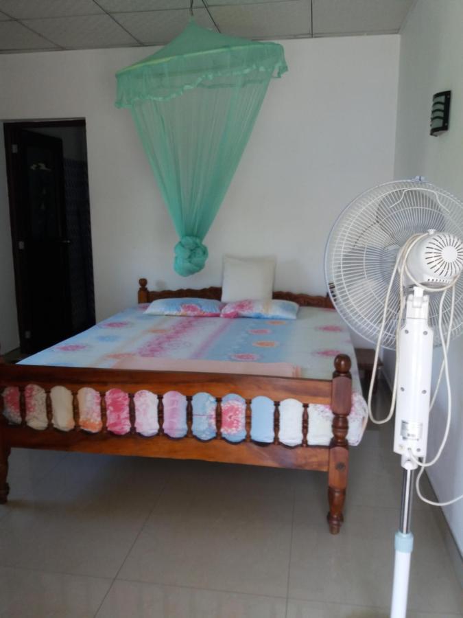 Ishitha Homestay Tangalle Exterior foto